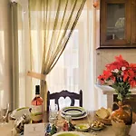 Tatiana - Historic With Private Rooftop Terrace Bari