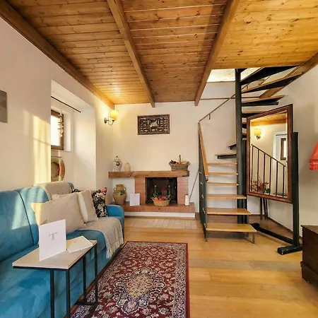 Tatiana - Historic With Private Rooftop Terrace Feriehus
